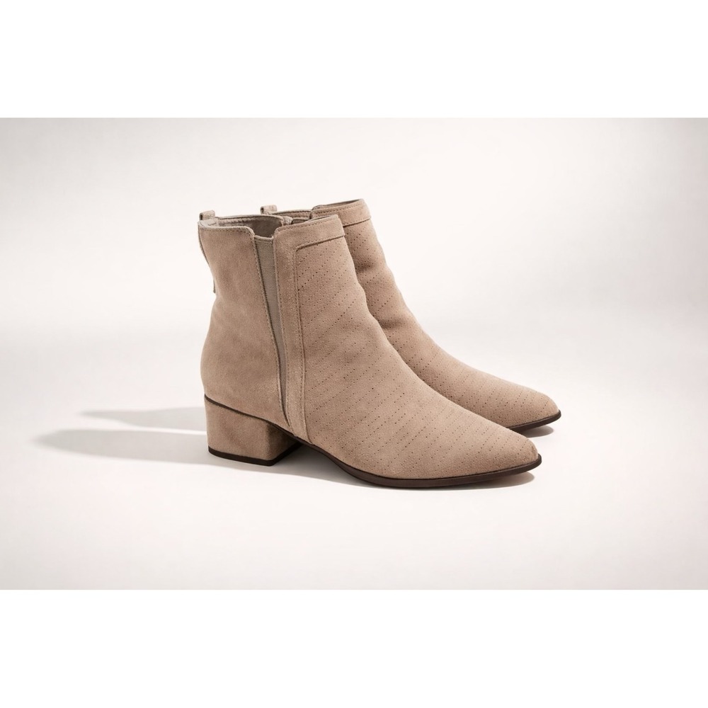 Splendid Suede Minimalist Chic Clean Girl Ankle Boots-9